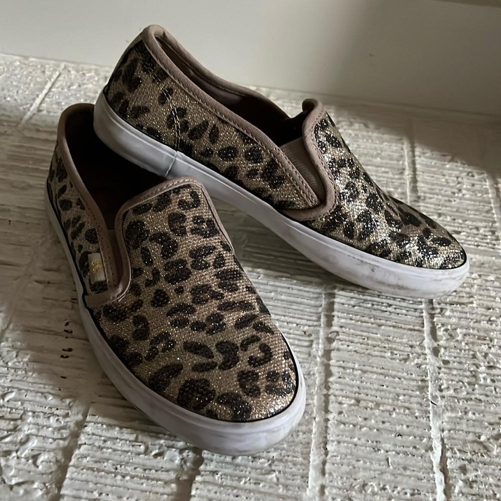 Slip ons